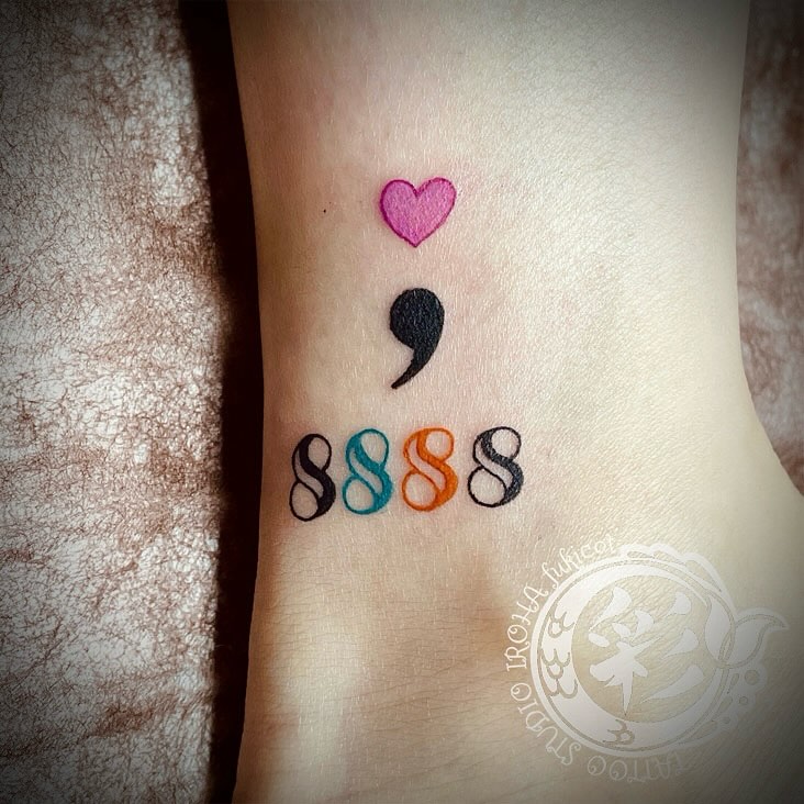 ;🩷ご来店ありがとうございました。
セミコロンと数字のタトゥーです。

◆札幌市西区の小さなプライベートタトゥースタジオ〈彩 iroha〉では、かけ出し彫り師の勉強のためにモニターさまを募集中です。
少し多めにお時間をいただいたり、後日お直しをさせていただく必要があったりするかもしれませんが、お客さまのご希望や図柄への想いを大切に、デザイン作成・施術をさせていただきます。
ただいまモニター価格となっております。是非ご検討をよろしくお願いいたします。
◆現時点でのご新規さまのご予約は、早くても年明け1月となります。とても小さくシンプルなワンポイントでしたら、今年中に承ることもできます。
ご予約・お問い合わせはホームページもしくはLINEからお願いいたします。
#札幌タトゥー #タトゥーモニター募集中 #tattoo #tattooartwork #タトゥースタジオ  #semicolontattoo #🩷